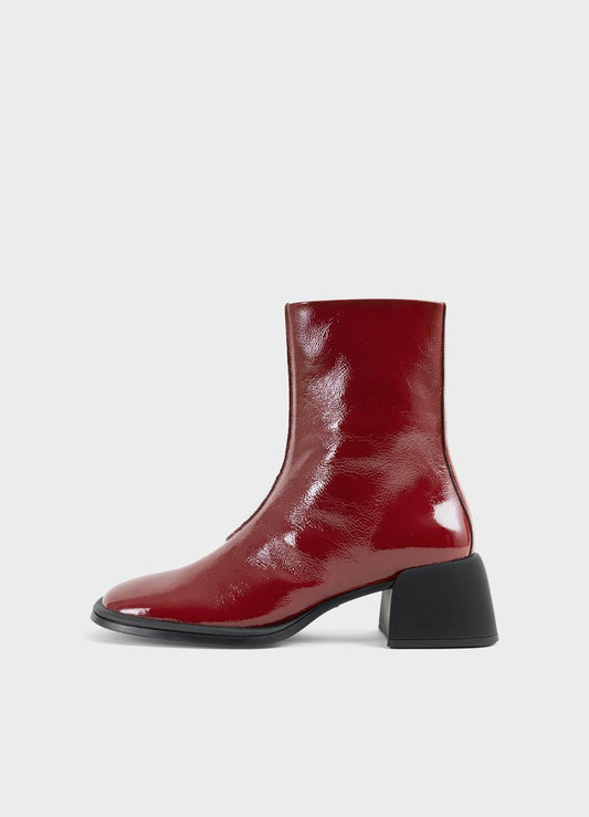 Ansie Ankle Boot in Dark Red