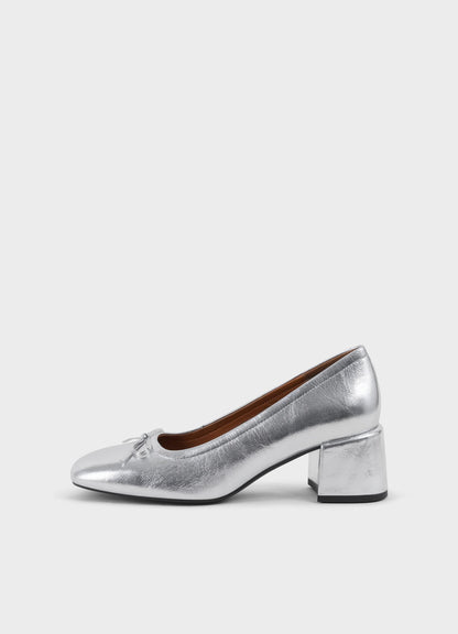 Adison Heel in Silver