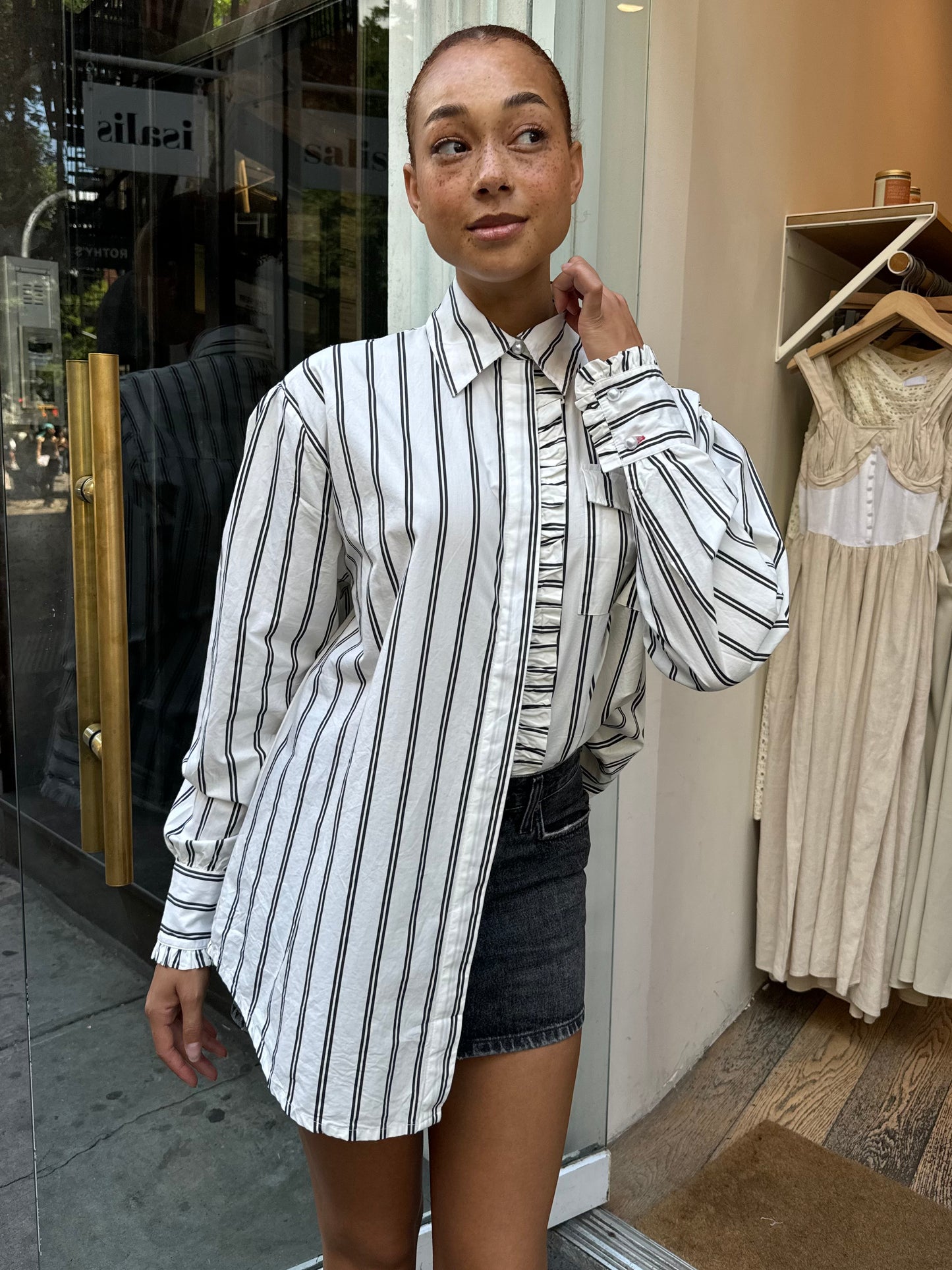 Kylie Ruffle Shirt in White Stripe