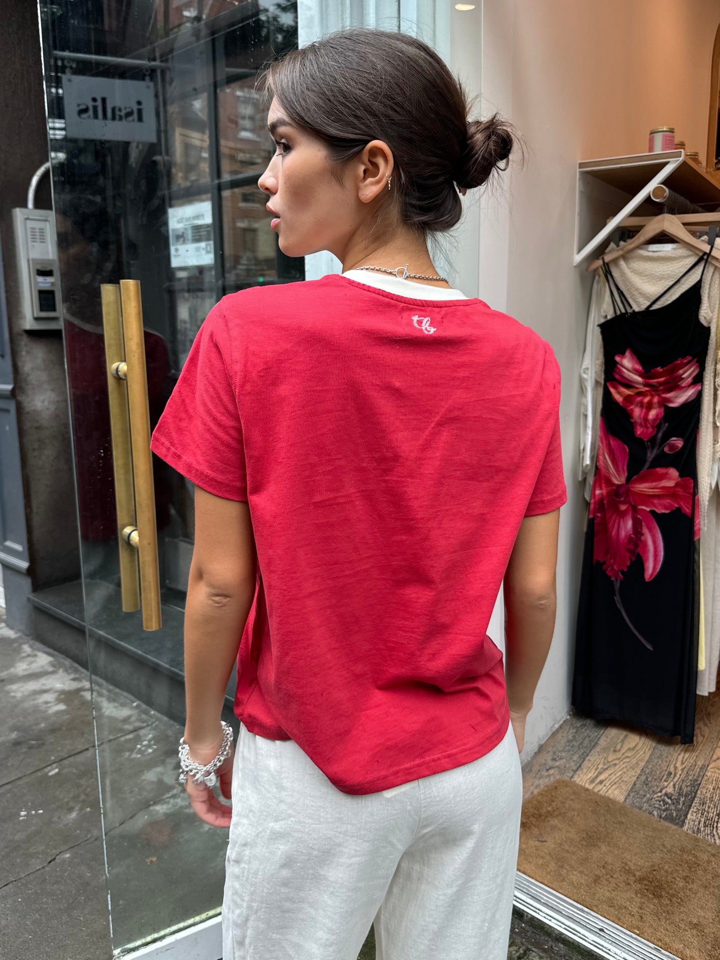 Avila Vintage Tee in Red