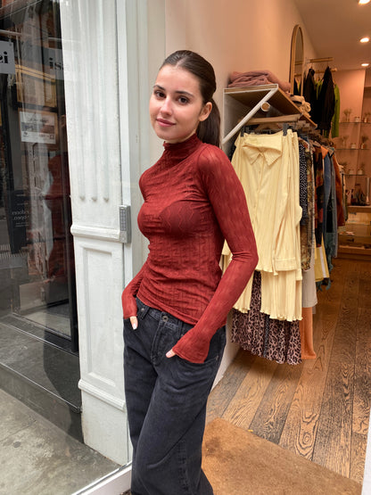 Ross Mockneck Top in Rio Red