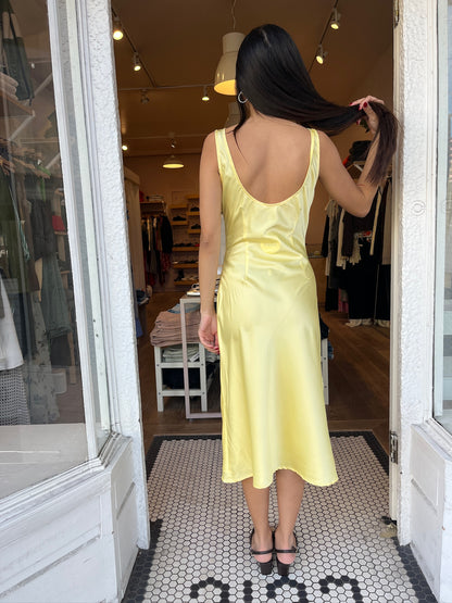 Andie Keyhole Midi Dress in Lemon