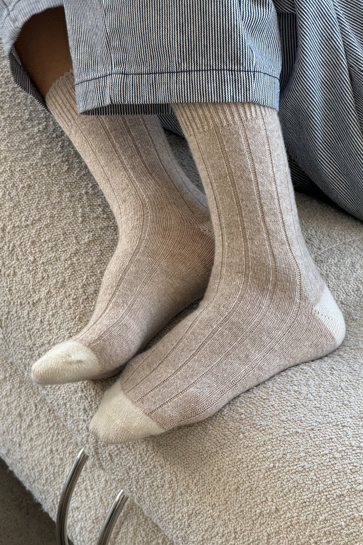 Classic Cashmere Socks in Fawn