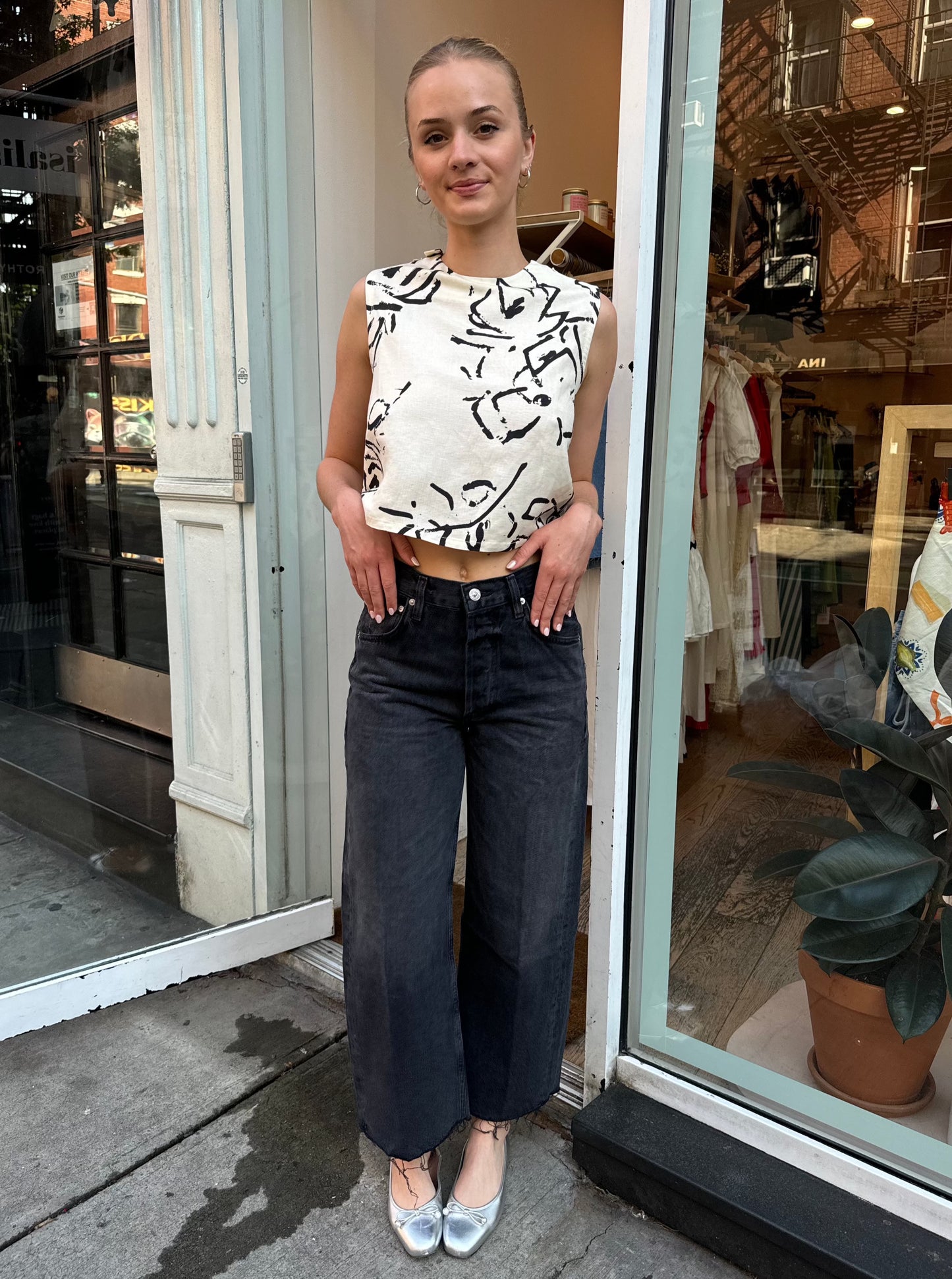 Ayla Raw Hem Crop Jean in Bronson