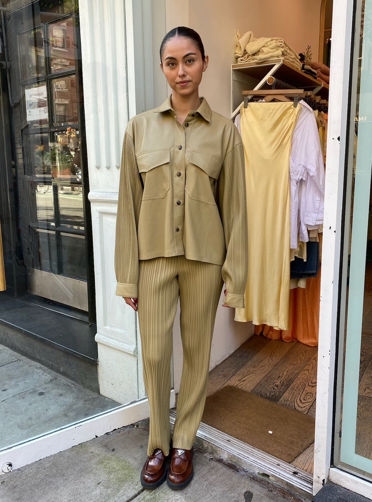 Emae in Light Khaki